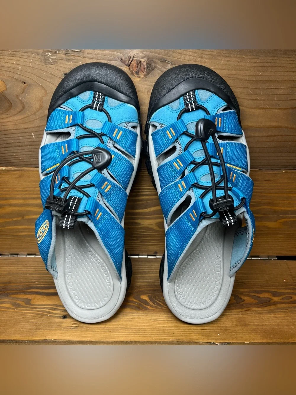 Keen Newport Slide Sport Waterproof Sandal Turquoise Women size 9.5